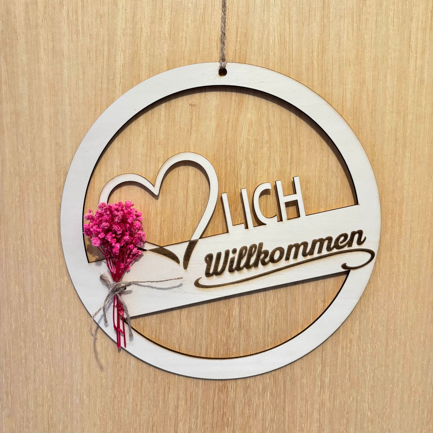 Türschild "Herzlich Willkommen"